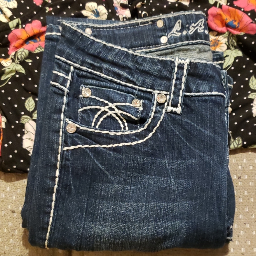 Jeans - Picture 3 of 3